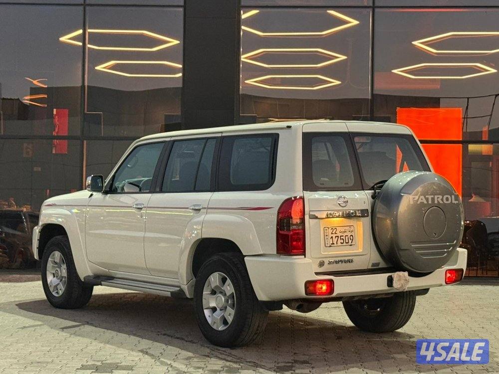 NISSAN SAFARI _20233