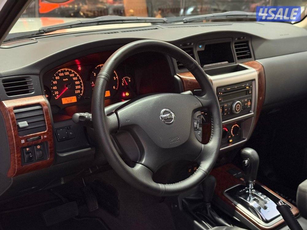 NISSAN SAFARI _20236