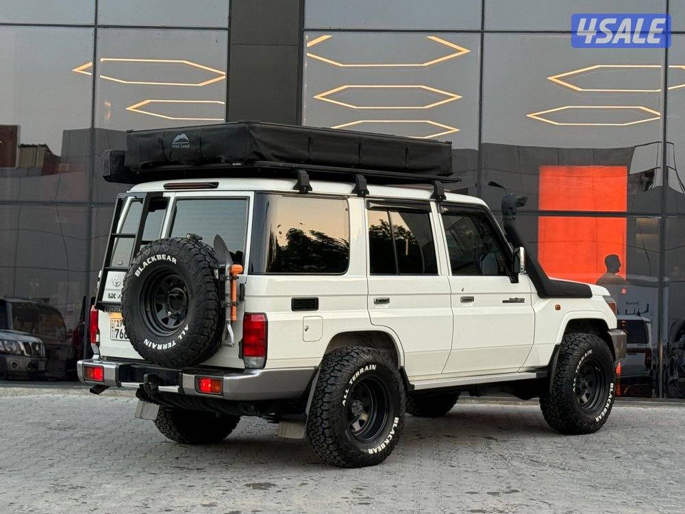 LAND CRUISER LX 4WD V6 _ 20214