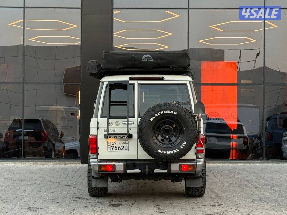 LAND CRUISER LX 4WD V6 _ 20215