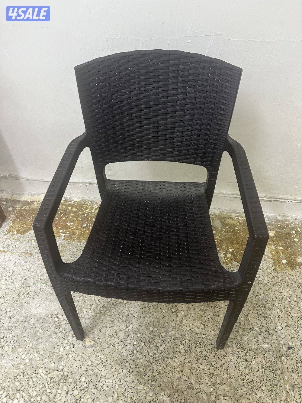 عندي طاولة وكرسي للبيع5