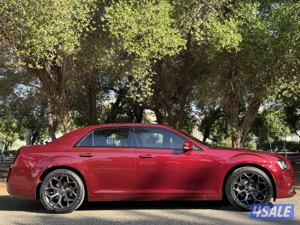 كرايسلر c300s 20214