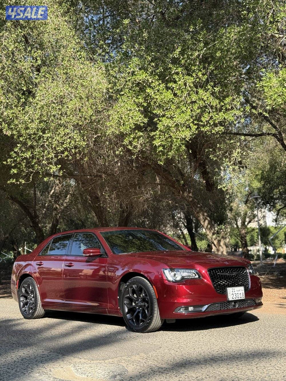 كرايسلر c300s 20216