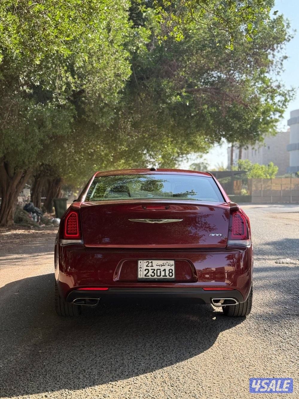 كرايسلر c300s 20217