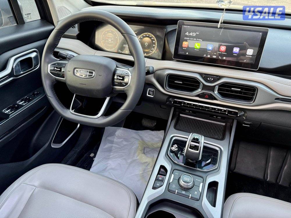 للبيع جيلي اوكفانغو 2022 - صبغ الوكاله - أعلي مواصفات - 7 مقاعد8