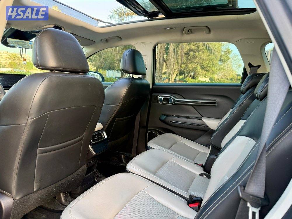 للبيع جيلي اوكفانغو 2022 - صبغ الوكاله - أعلي مواصفات - 7 مقاعد13