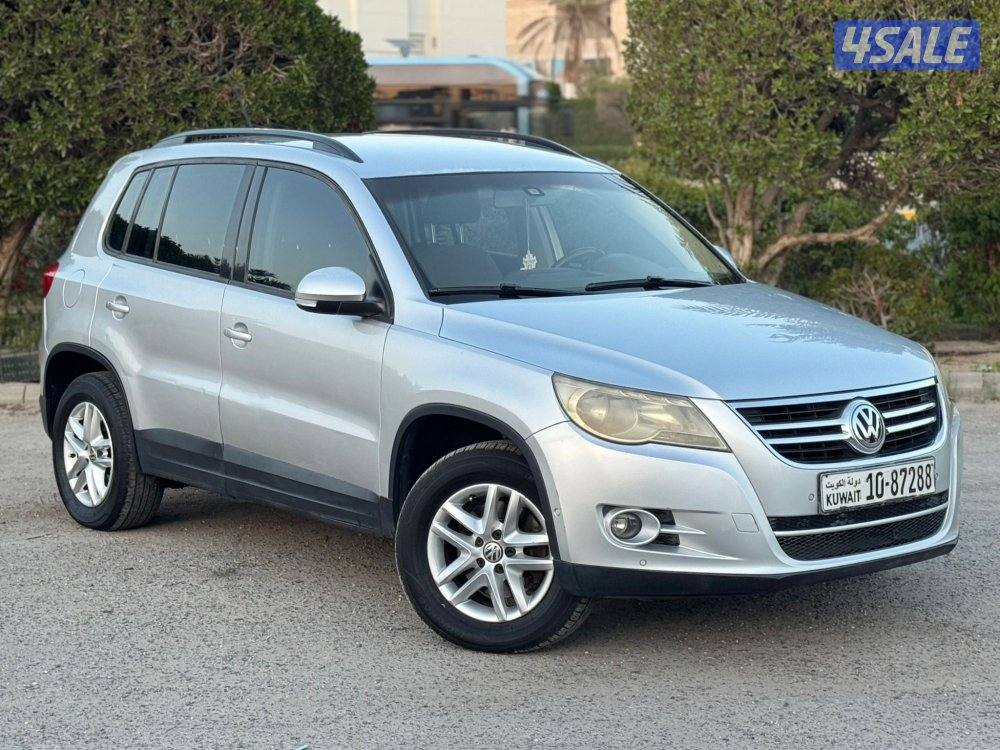 للبيع تيقوان بحاله ممتازه عداد ٩٥ الف4