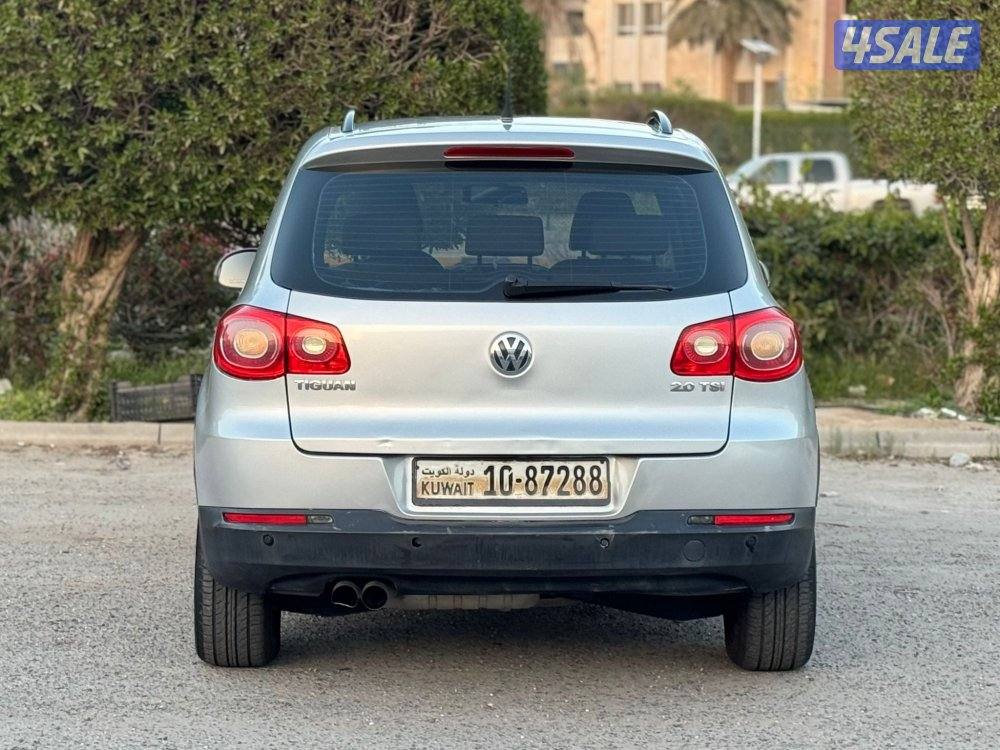 للبيع تيقوان بحاله ممتازه عداد ٩٥ الف5