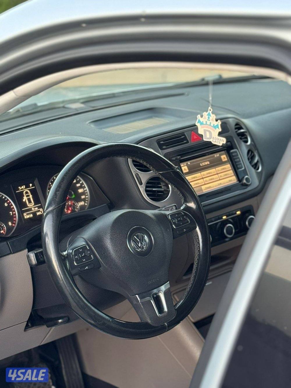 للبيع تيقوان بحاله ممتازه عداد ٩٥ الف8