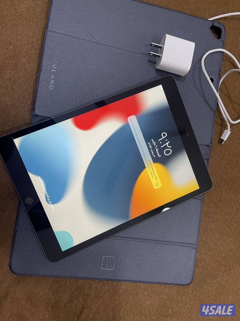 ايباد ابل 8 الثامن 32 قيقا نظيف جدا اخر تحديث بطارية 100 مع الكفر6