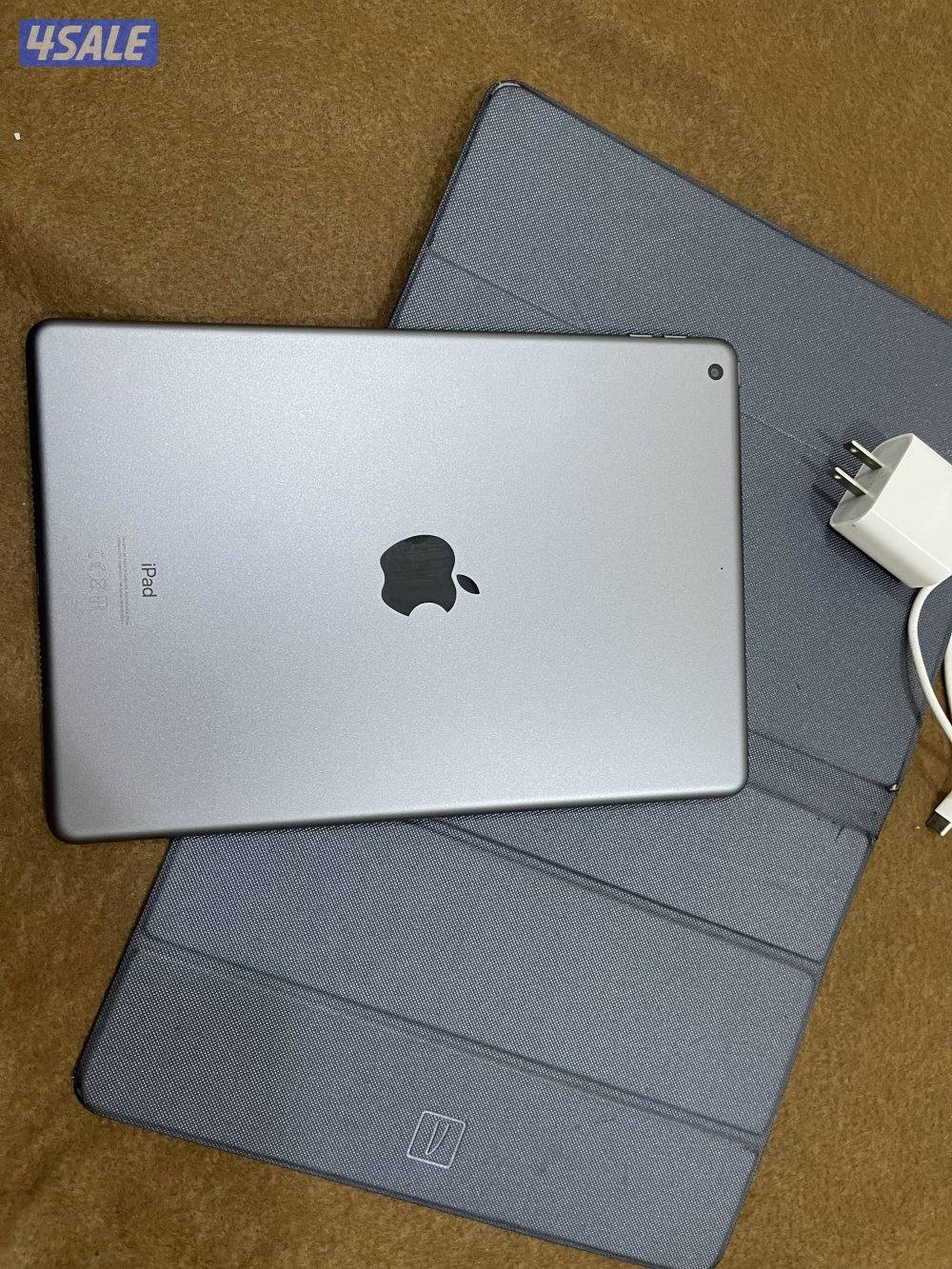 ايباد ابل 8 الثامن 32 قيقا نظيف جدا اخر تحديث بطارية 100 مع الكفر7