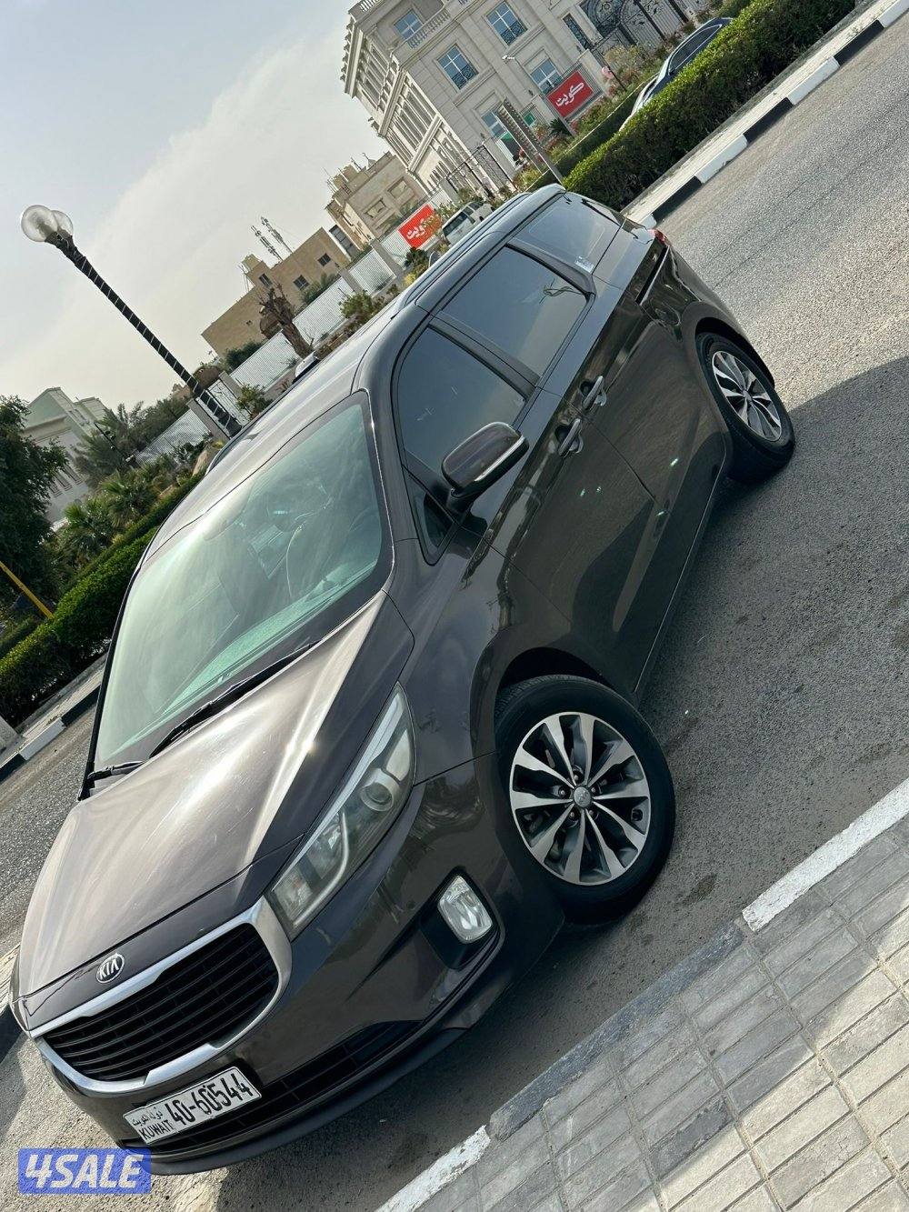 للبيع كرنفال 2017 شرط الفحص ماشي 2405