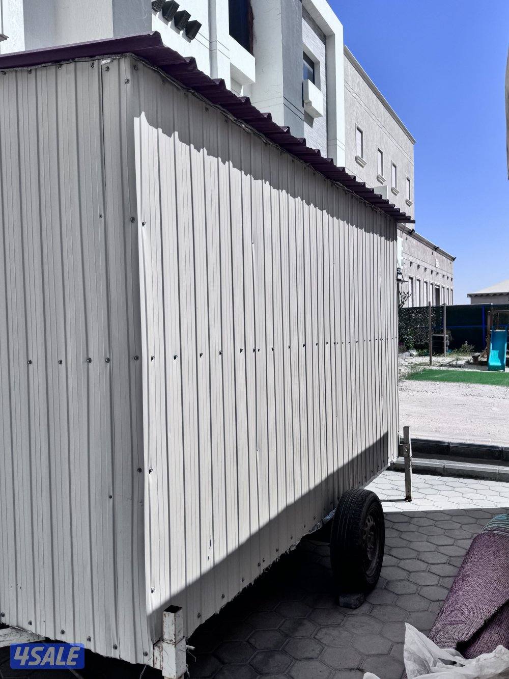 للبيع غرفة حارس3.5/2.51