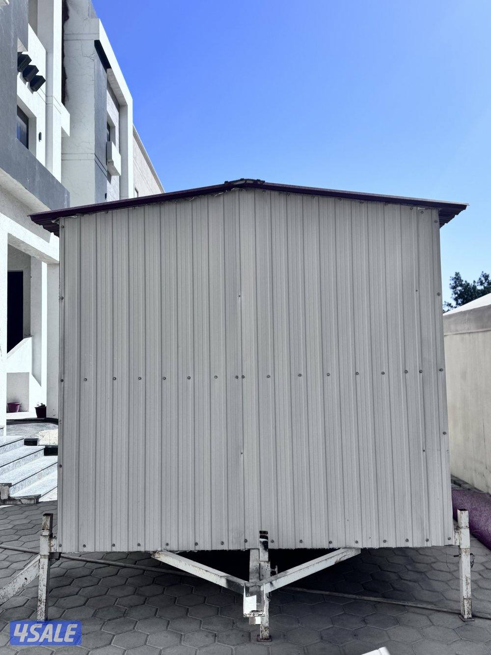 للبيع غرفة حارس3.5/2.52