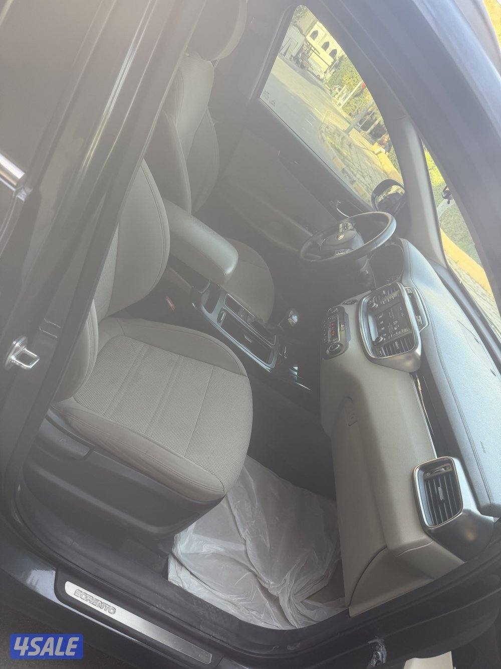 للبيع كيا سيرنتو8