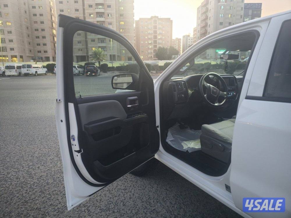 GMC SIERRA 2500 HD 4x4 2019 model 76,000 km7