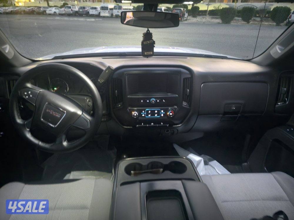 GMC SIERRA 2500 HD 4x4 2019 model 76,000 km10