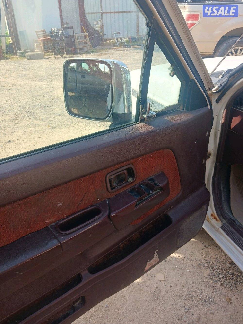 عربانة دتسن ١٩٩٨ امورها طيبه وفيها بيمه7