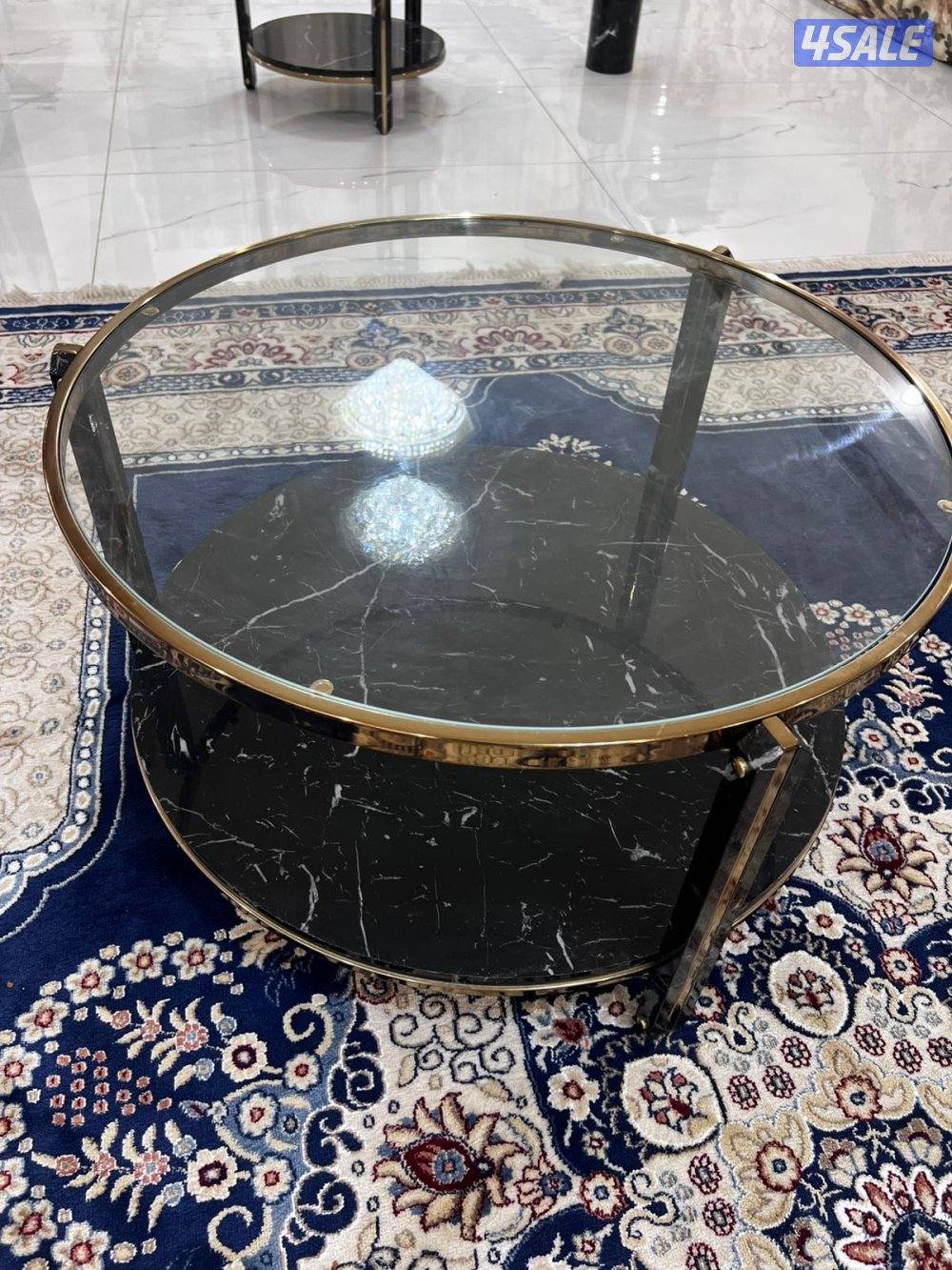 طاولات شبه جديده2