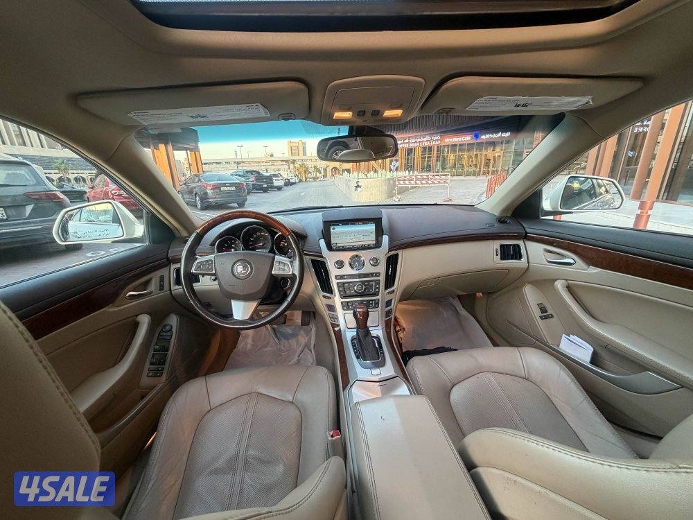 للبيع 2013 CTS صبغ الوكالة3