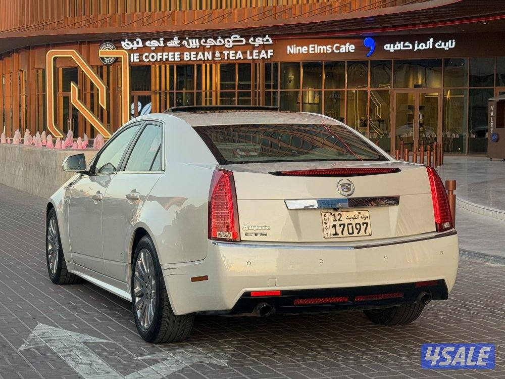 للبيع 2013 CTS صبغ الوكالة5