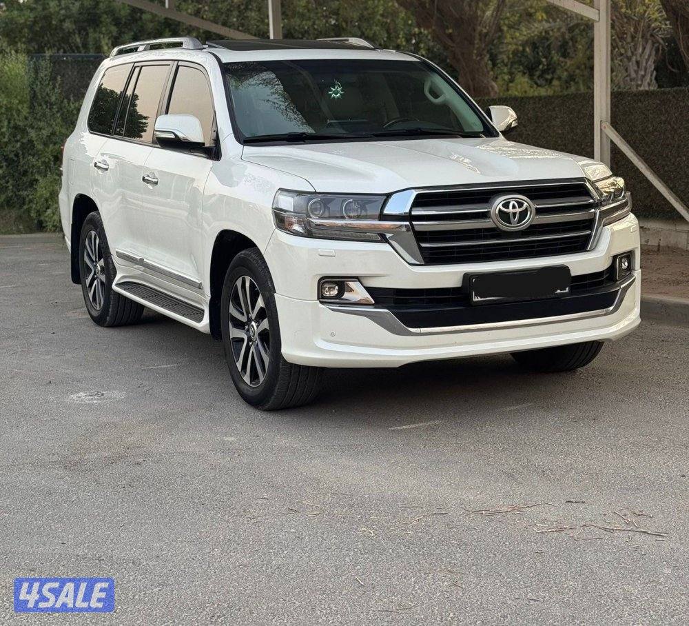 لاندكروز 2019 GXR تورنق1