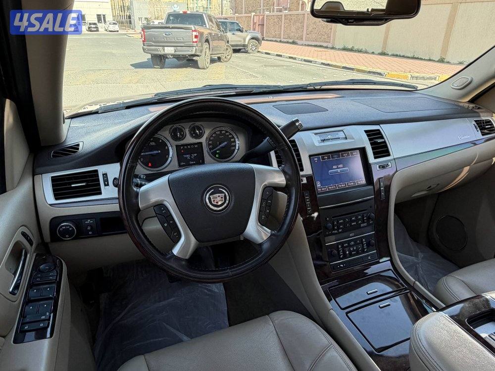 للبيع اسكاليد2013 وكالة4