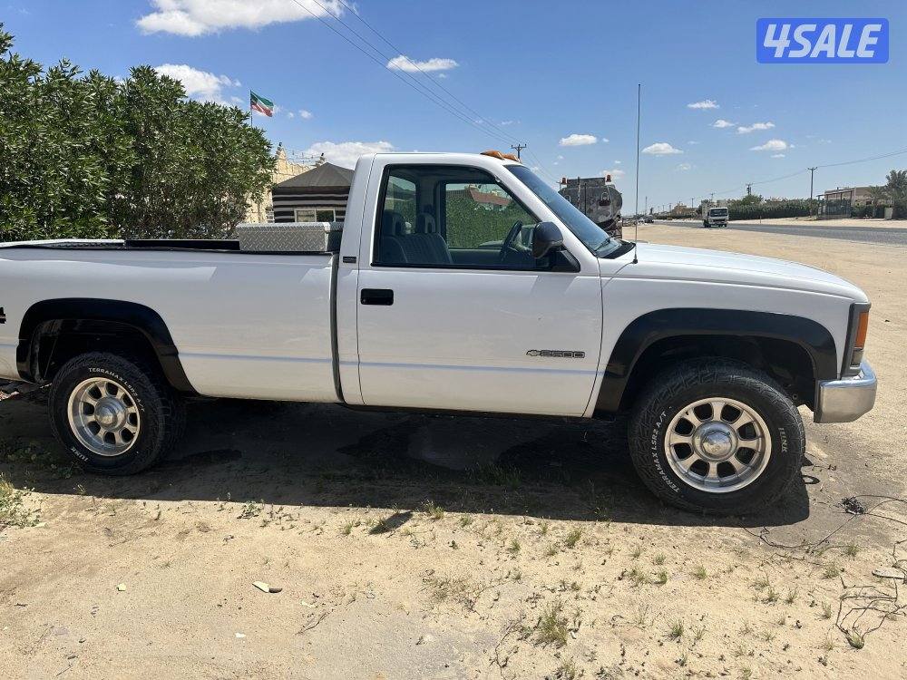 للبيع وانيت 2500 4+41