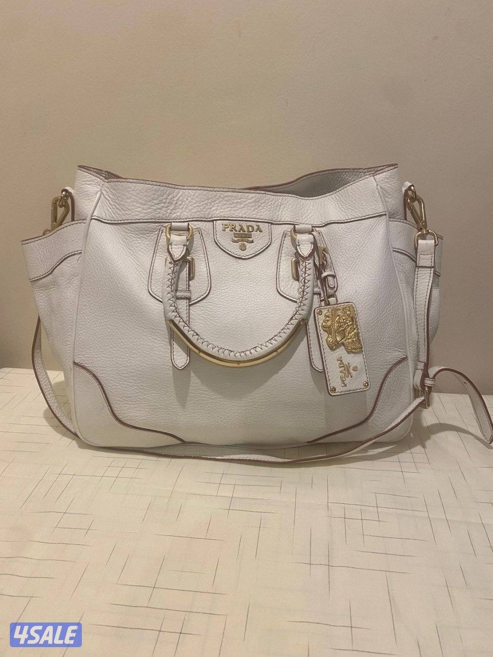 حقيبه برادا0