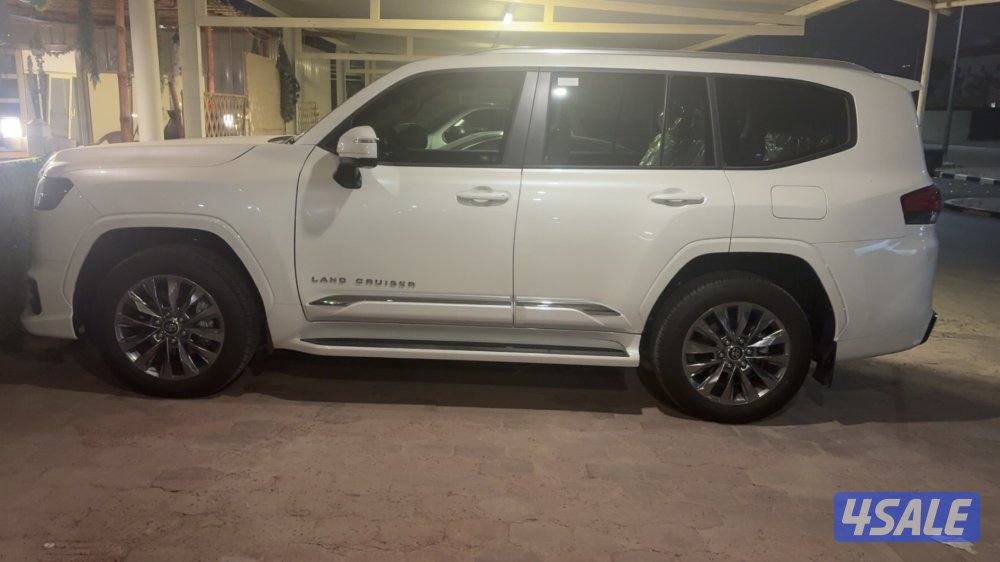 لاند كروز جي اكس ار ايرو اس توين تيربو فل الكامل لونه ابيض صدفي حمايه2
