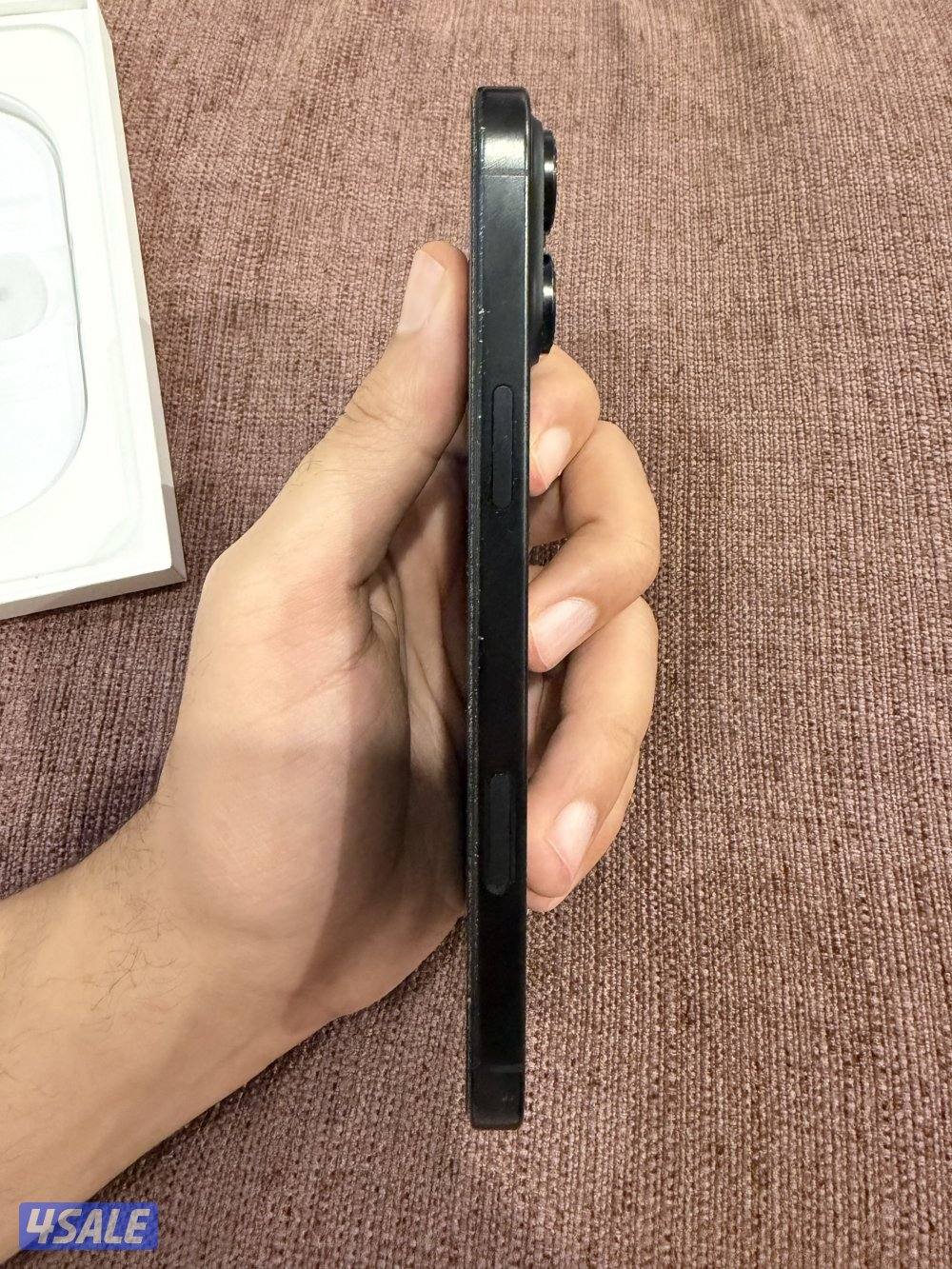 البيع ايفون 16برو ماكس 512جيجا اسود البطارية920