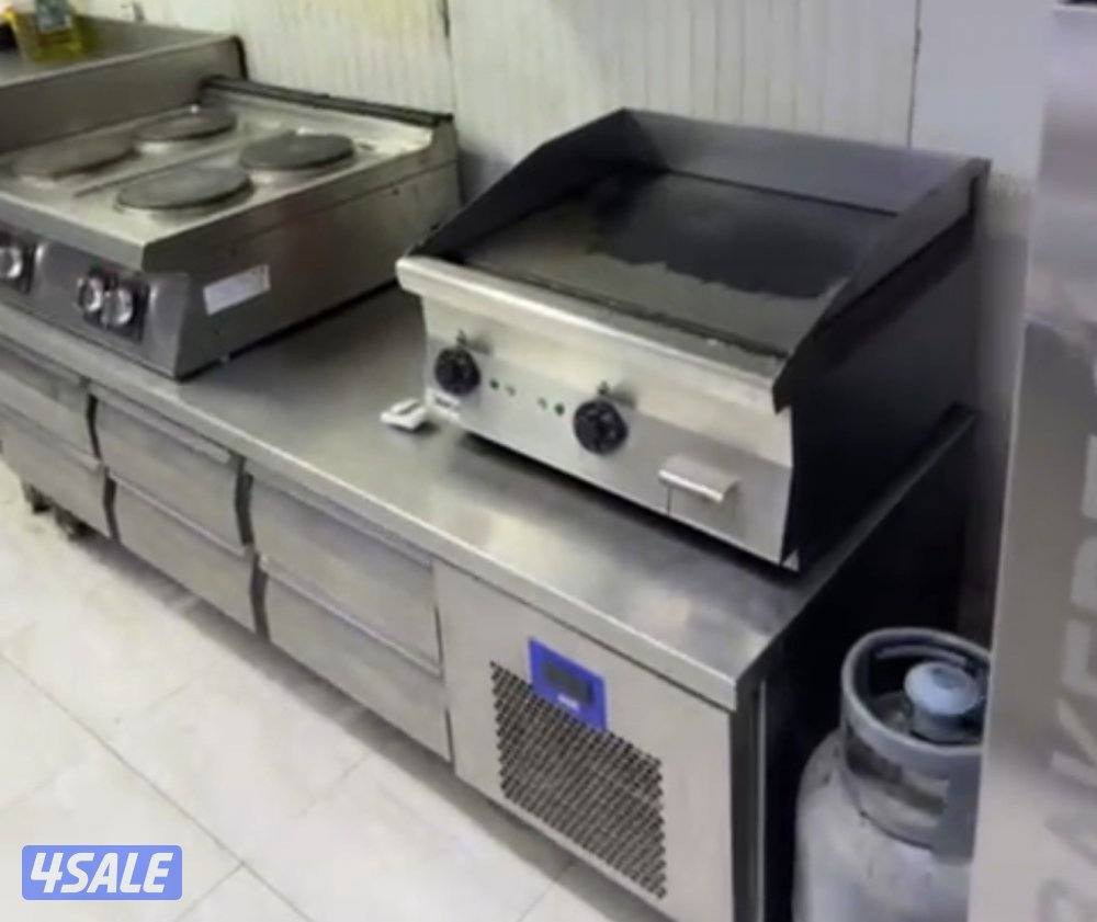 للبيع مطبخ كامل بيعه سريعه5