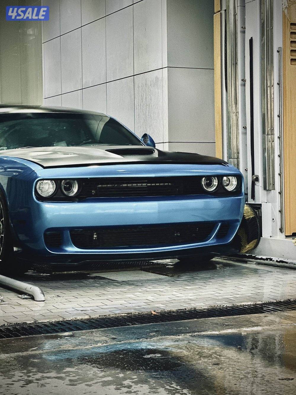 للبيع دودج جالينجر srt8 20124