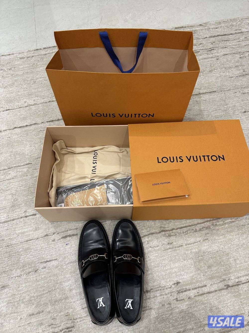 للبيع جوتي lv كالجديد0