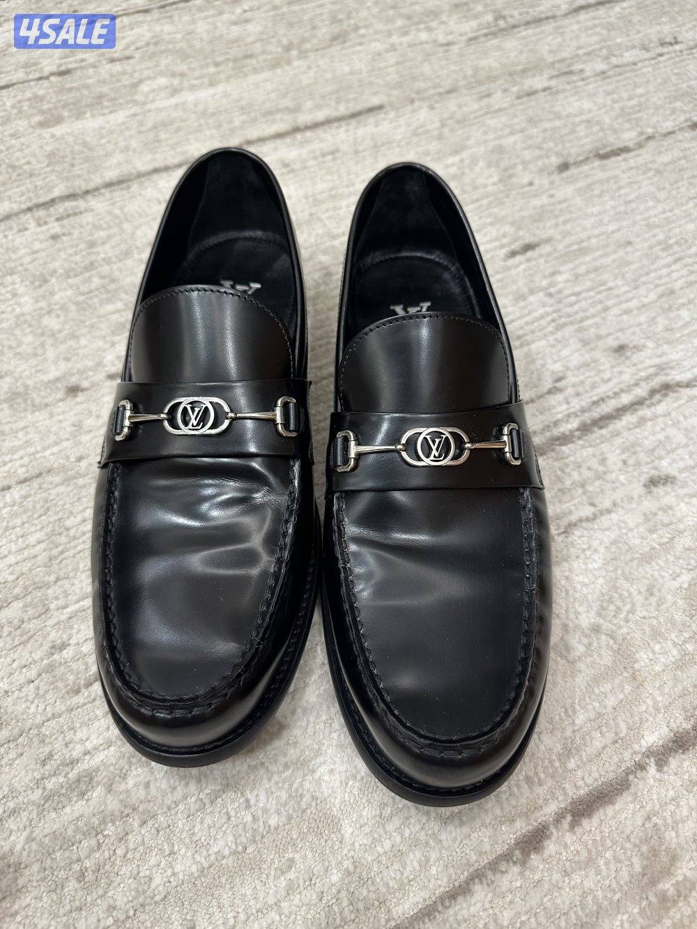 للبيع جوتي lv كالجديد5