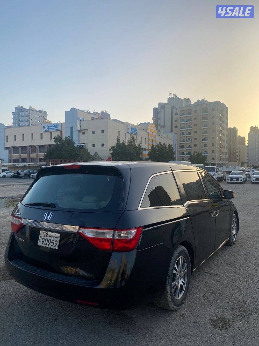 سيارة للبيع هوندا أوديسي11