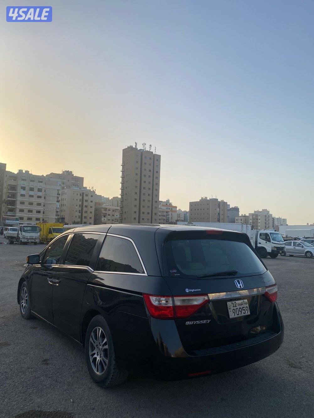 سيارة للبيع هوندا أوديسي13