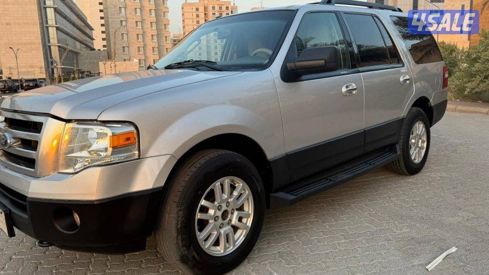 جيب فورد اكسبدشن 20132