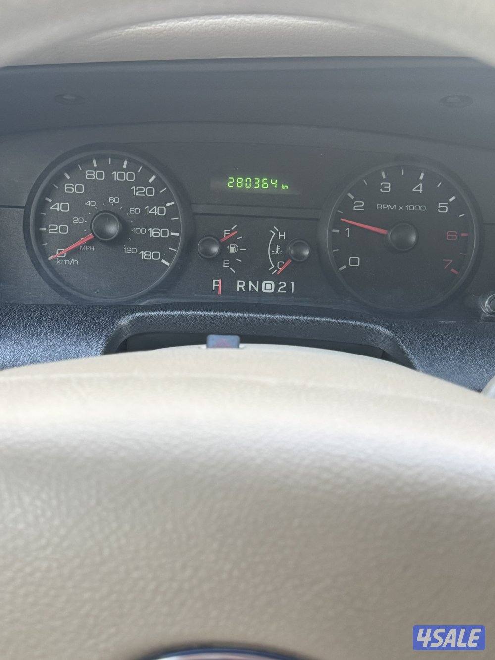 فورد فكتوريا9