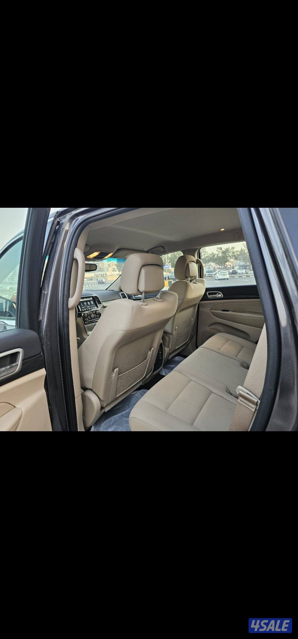 جيب جراند شيروكي لاريدو 2021 دفع رباعي4