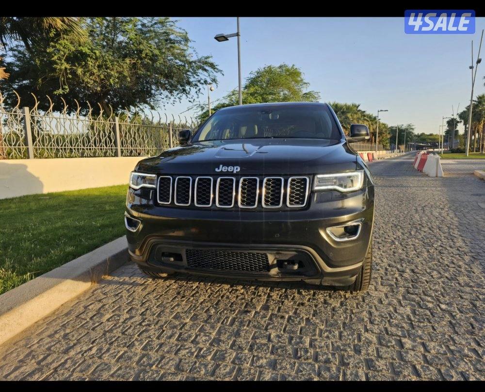 jeep grand Cherokee Laredo 2021 .. 4x41