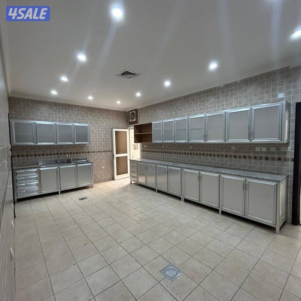 فيلا سكنية للايجار في أبو الحصانية9