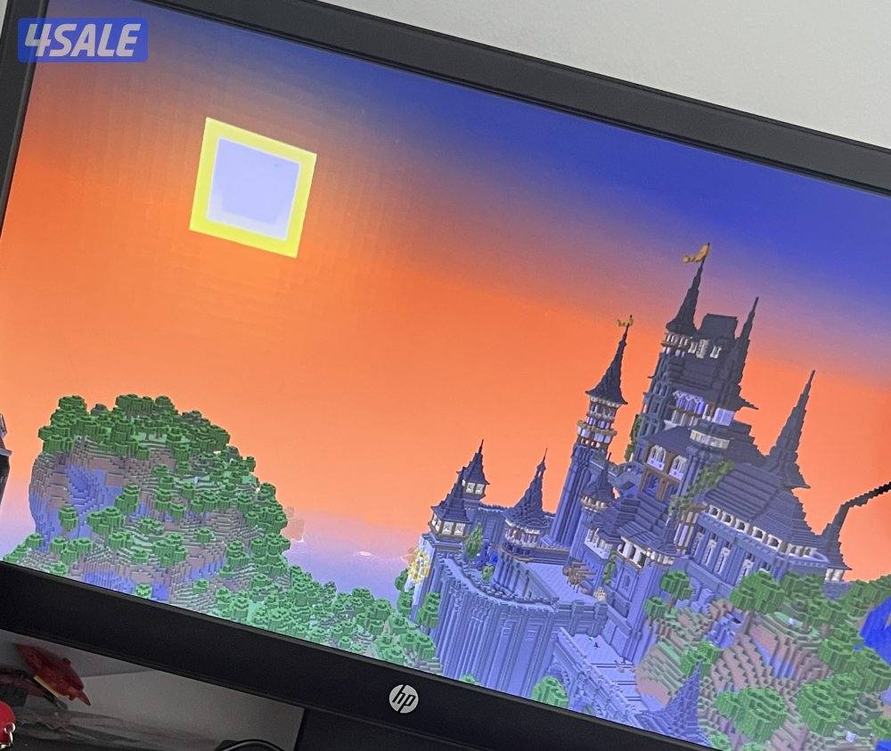 60hz monitor 1080p runs smooth and really good comes with dvi to hdmi0