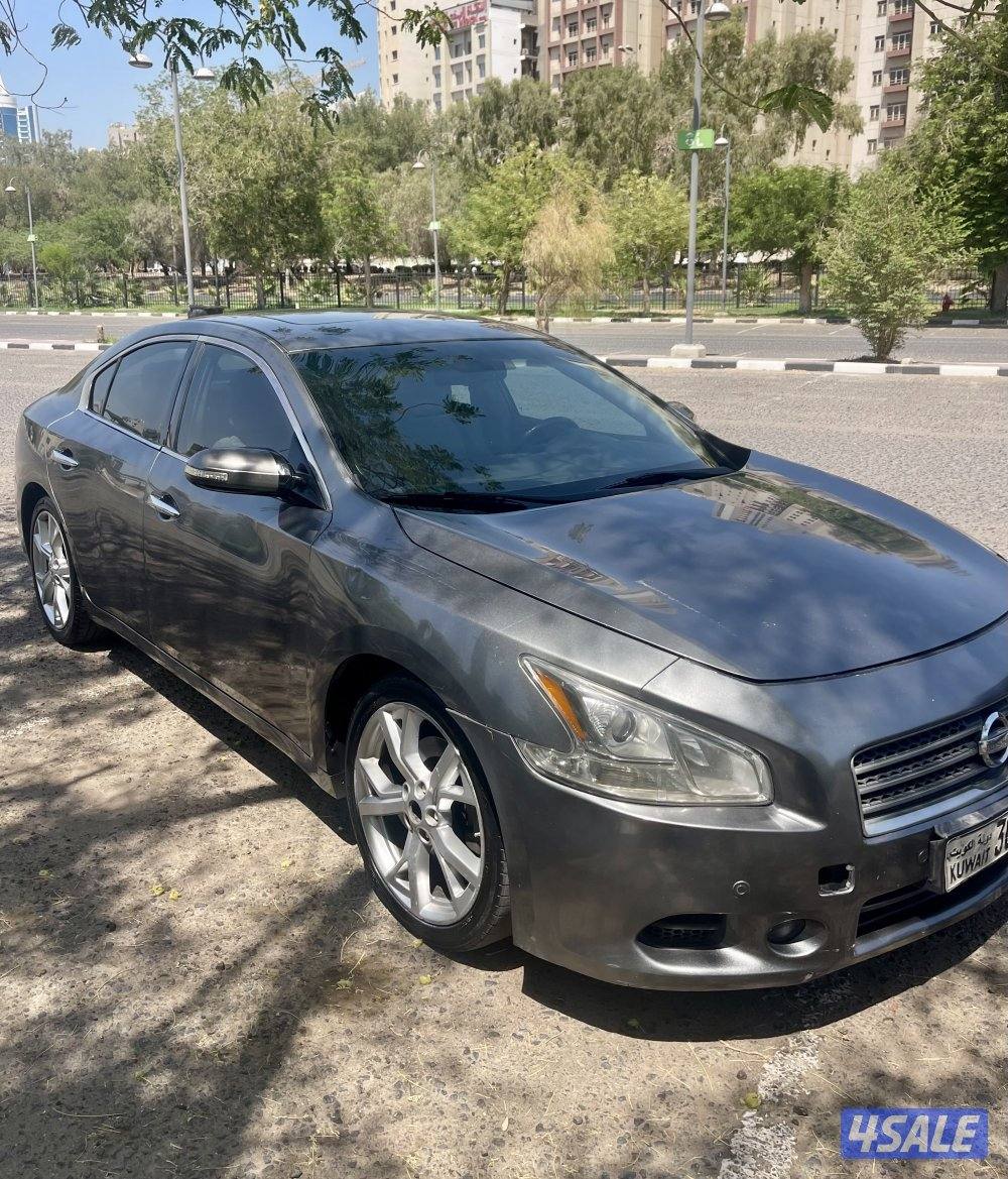 نيسان مكسيما ٢٠١٤ بحالة ممتازة وشرط الفحص1