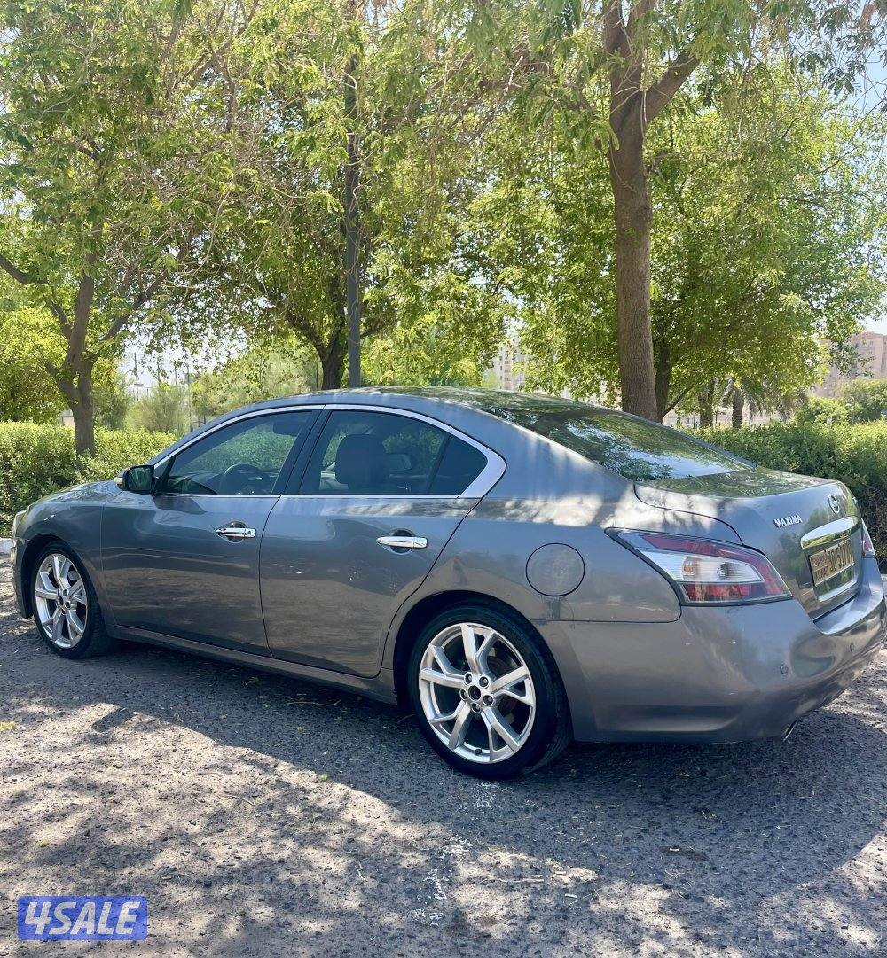 نيسان مكسيما ٢٠١٤ بحالة ممتازة وشرط الفحص5