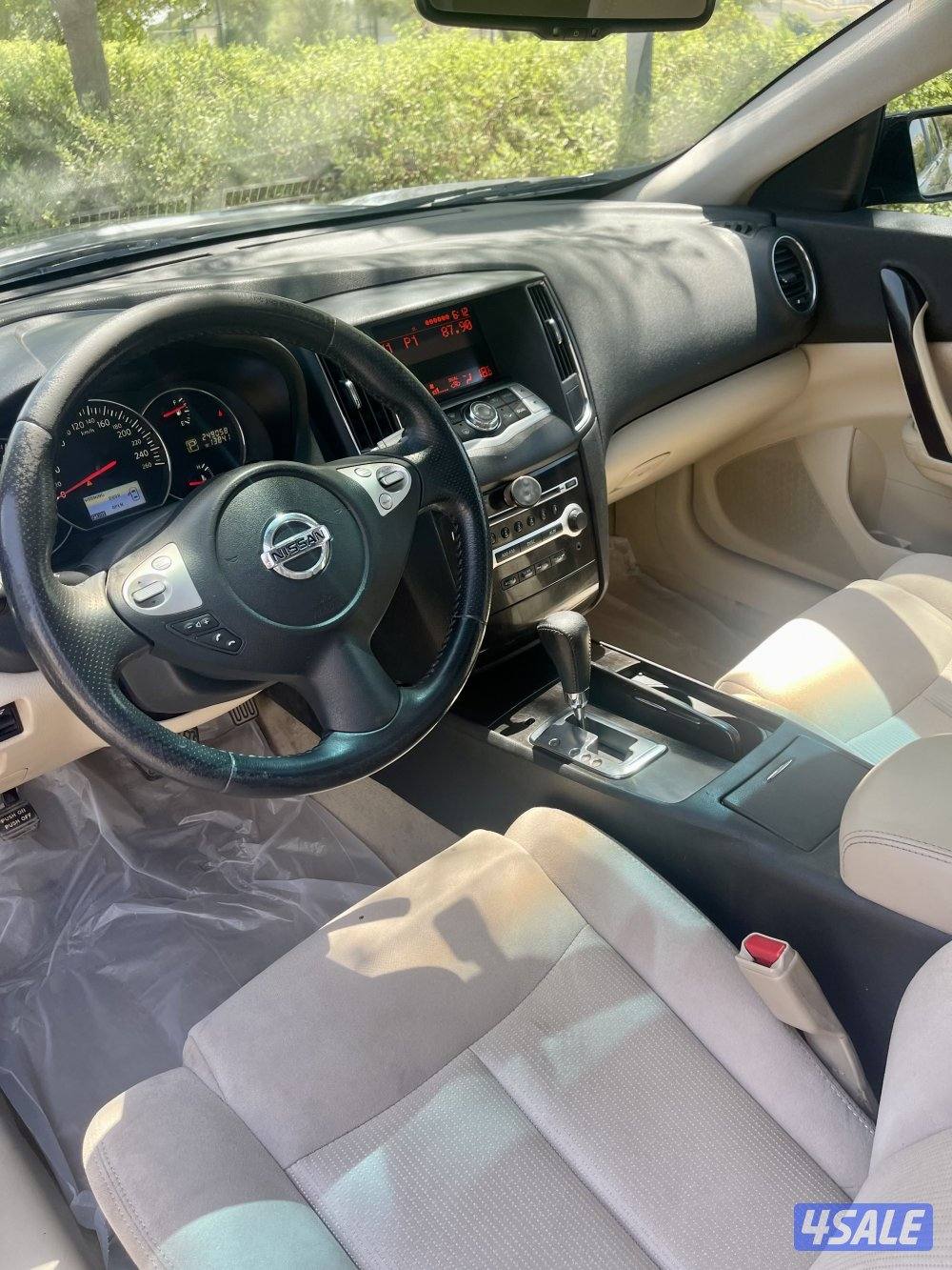 نيسان مكسيما ٢٠١٤ بحالة ممتازة وشرط الفحص7