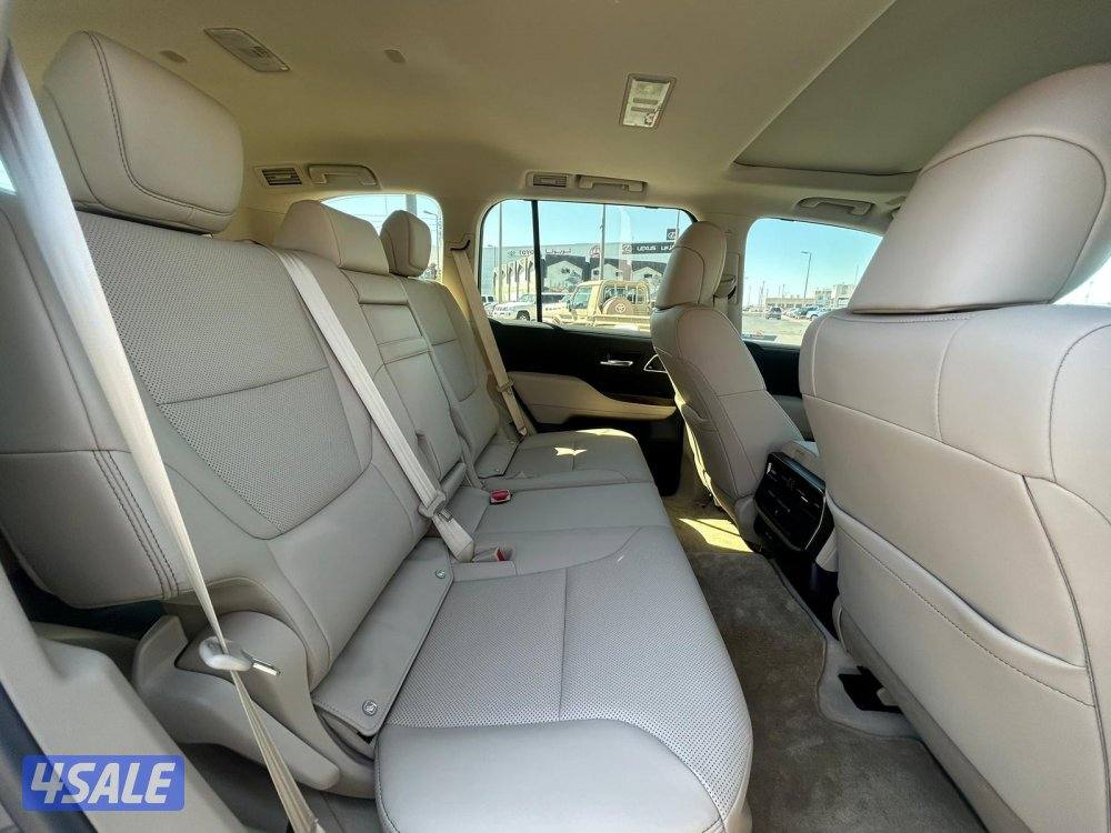 تويوتا لاند كروزر GX.R AEROs  twin turbo.V6 موديل 2023 ماشى 22.000 k.m4