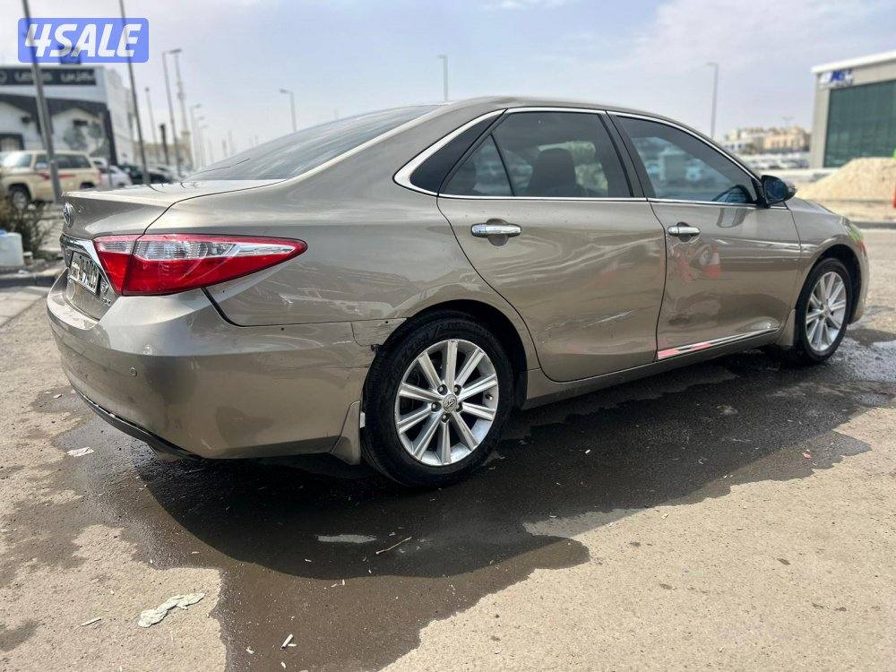 تويوتا كامرى GLX-V4 موديل 2017 ماشى 289.000 k.m  وارد الساير2