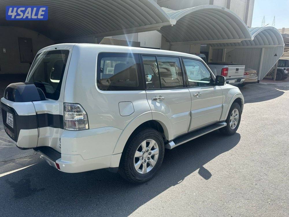 باجيرو ٢٠٢٠ وارد الوكاله عداد ٨ آلاف شرط الفحص صبغ وكاله شاشه وسنسر1