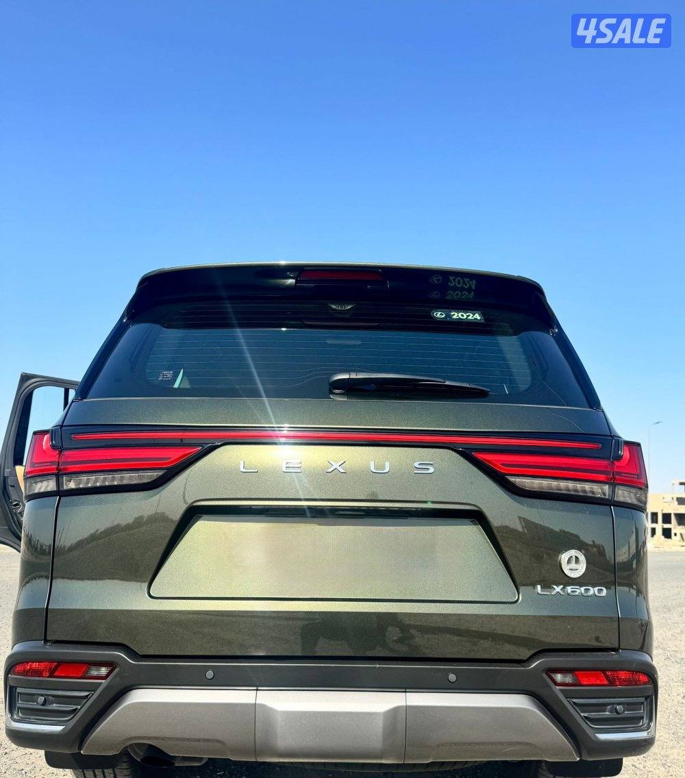 لكزس LX600 موديل ٢٠٢٤ الساير عداد ٧٠ ألف شرط الفحص صبغ وكاله درجه اولى2